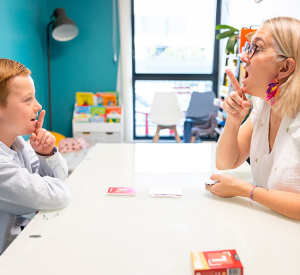 Troubles de la communication et du langage oral : Evaluation orthophonique du jeune enfant avec peu ou pas de langage