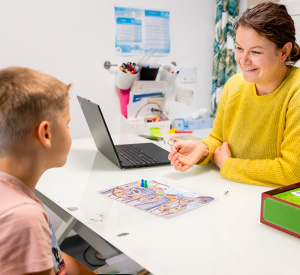Troubles de la communication et du langage oral : Prise en soin orthophonique des jeunes enfants